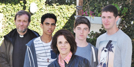 Valorosa Maria Moscardini hospedou o encanto de jovem Luke Lavery da cidade de Blackpool, da Inglaterra, estando também com o padre Maurizio Palu de Florença e os jovens Nathanael e Francesco, estes hóspedes do casal Guilherme e Marisa Pucci. Todos da JMJ